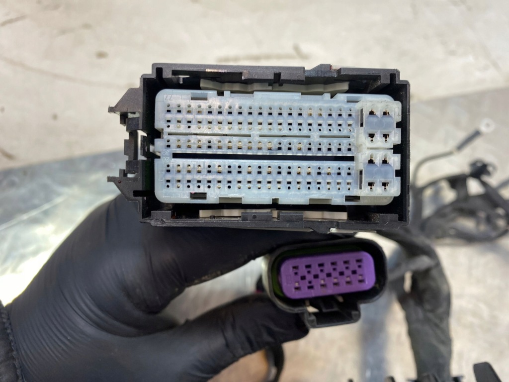 2025 mg hs джгут двигуна 654519552 Доставка