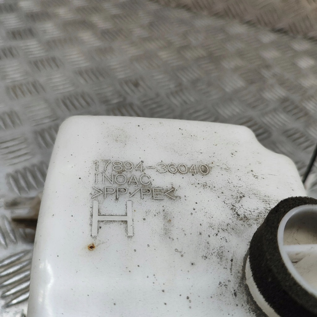 фото №6, Toyota rav 4 xa40 2017 резонатор / воздухозаборник воздуха