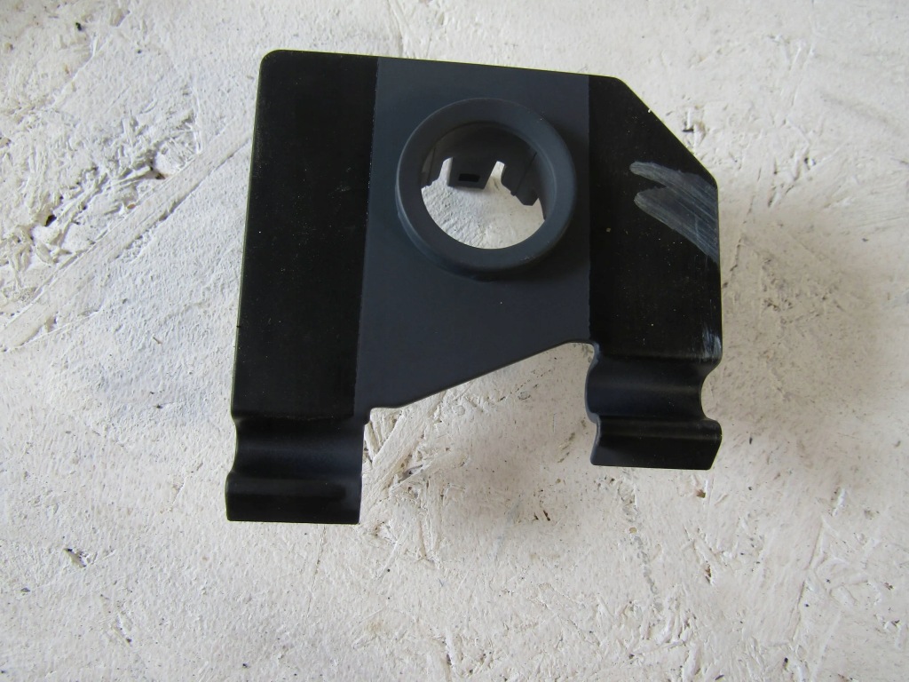 фото №1, Opel corsa e кронштейн датчика парковки