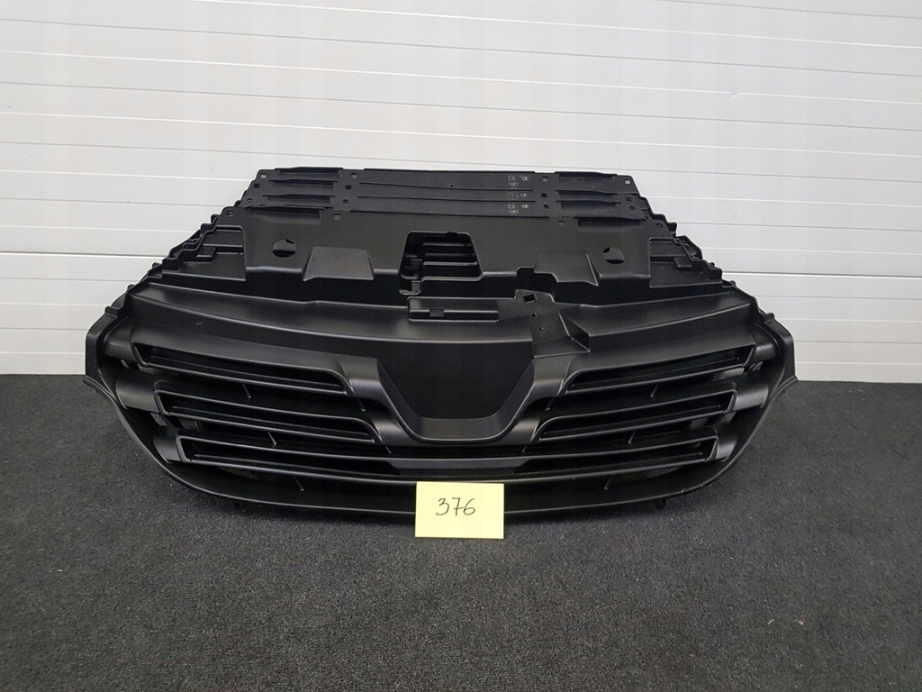 фото №1, Решітка радіатора решітка радіатора бампера renault trafic iii 2014-2019