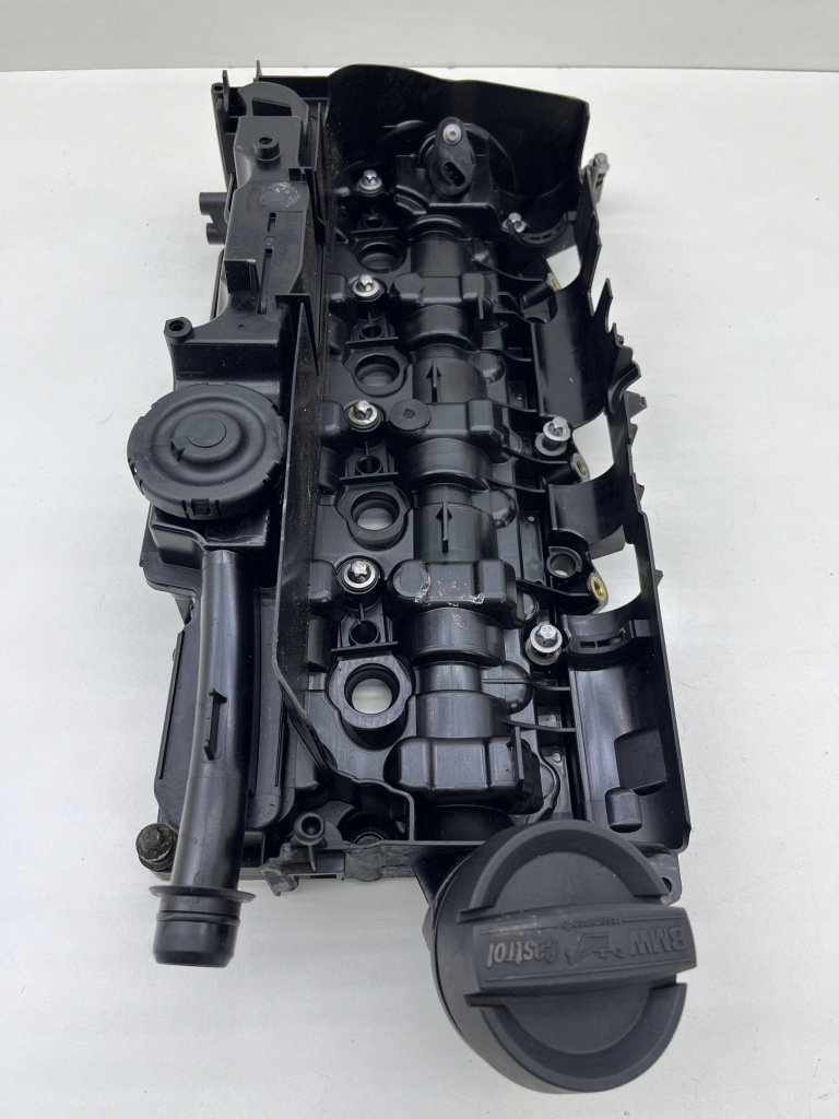 Купить Bmw 5 f10 f11 b47 крышка клапанов 8513755
