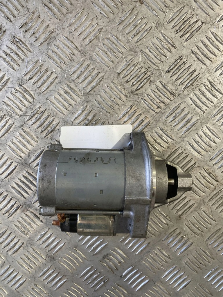 Купити Lexus is 3 xe30 стартер 2810031071