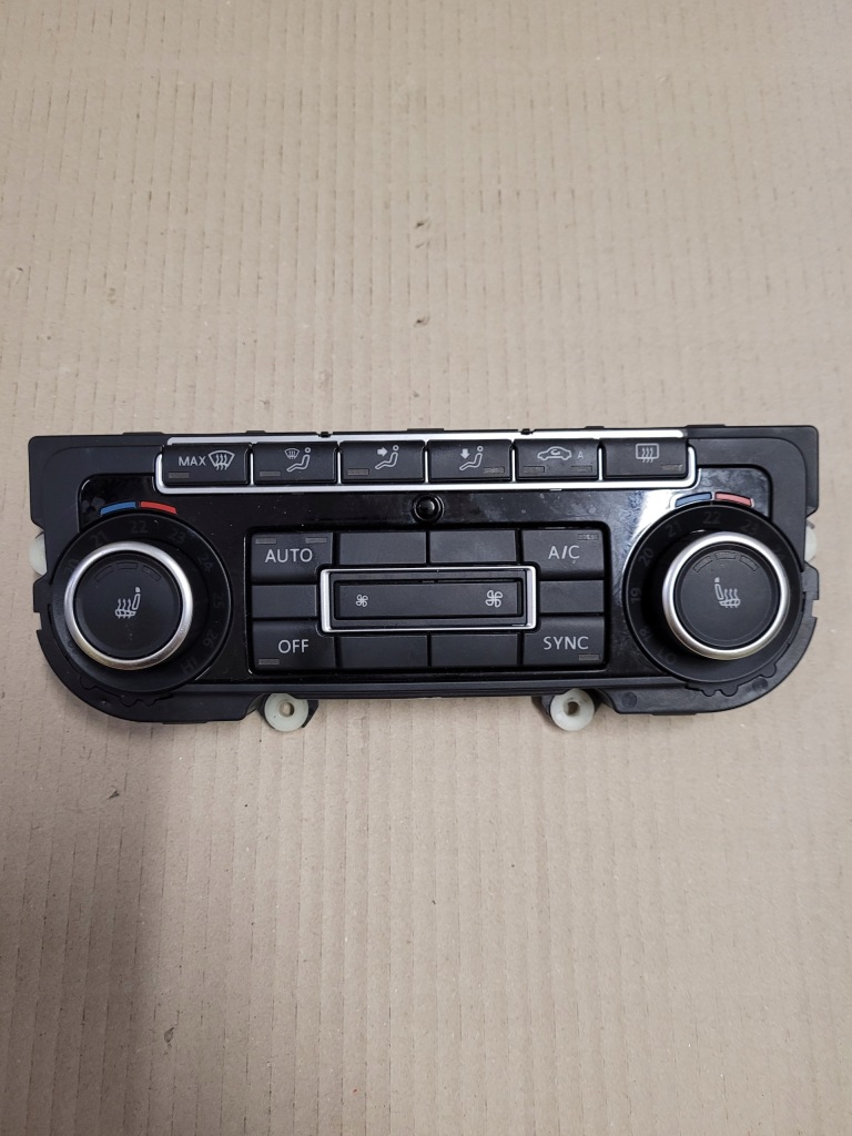 фото №1, Vw tiguan панель кондиционера