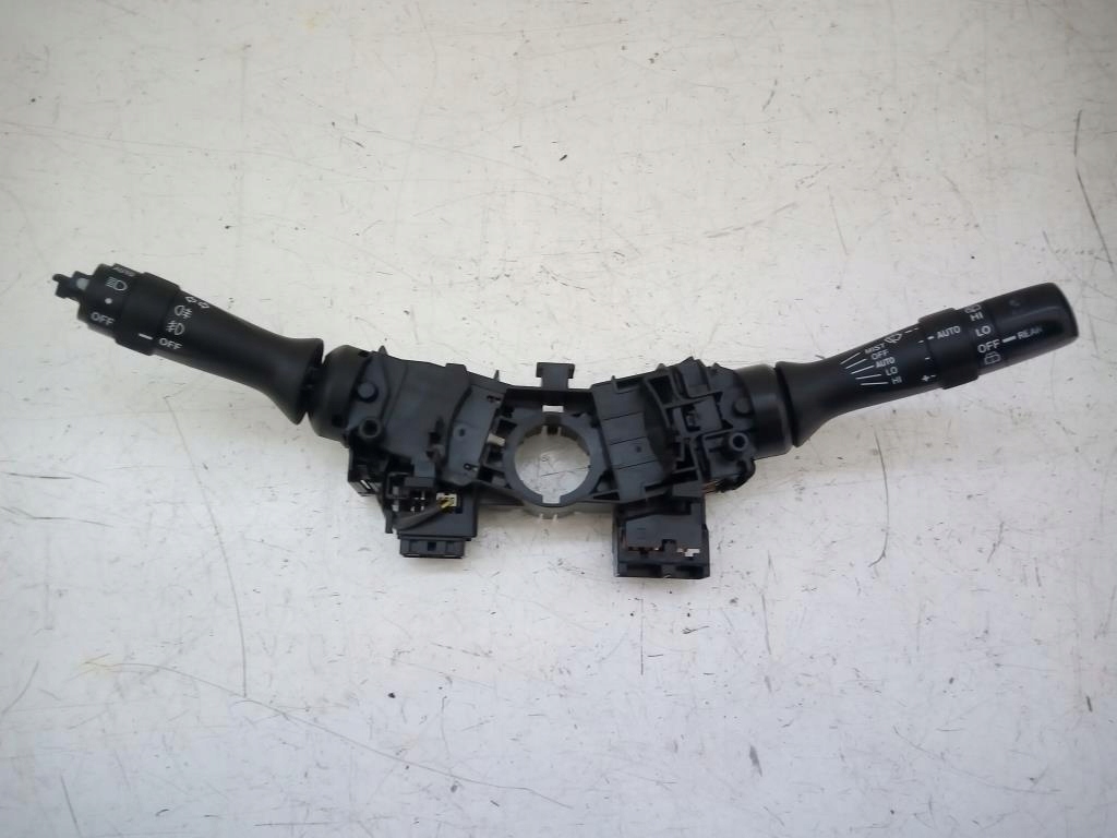 фото №1, Переключатель комбинированный toyota оригинальный номер 173832