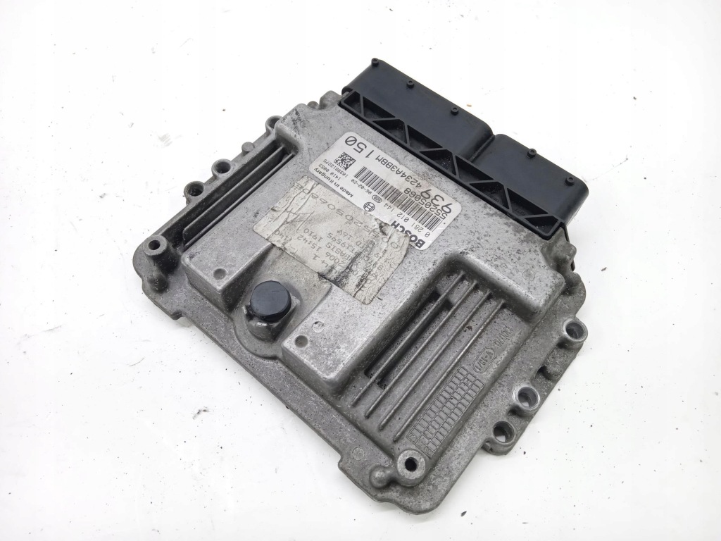 фото №1, Alfa romeo 159 brera блок управления бортовой компьютер двигателя 55205068 bosch