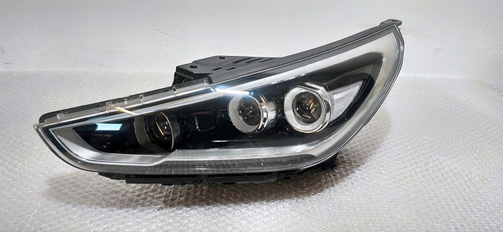 Купити Фара ліва hyundai i30 full led дорестайлінг