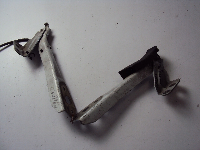 фото №1, Петли капот renault master iii 10-20