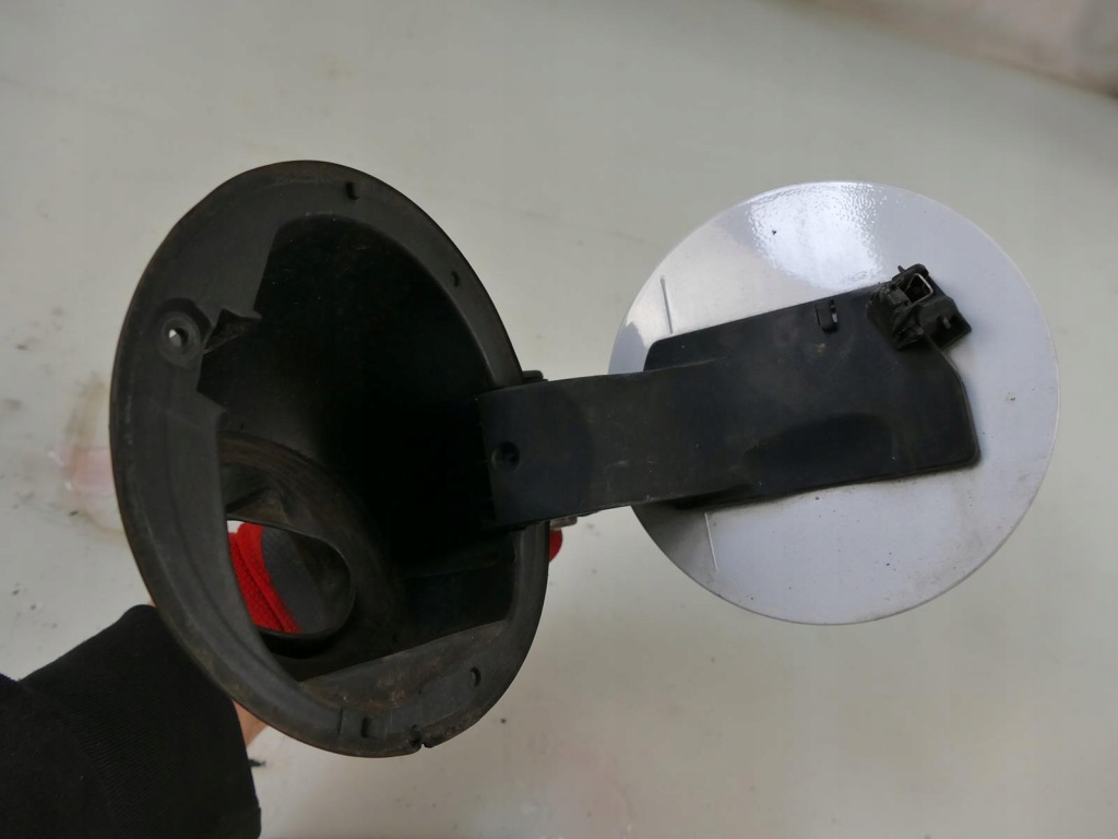 фото №5, Volvo xc60 i lift r-design кришка заливної пального 614-46