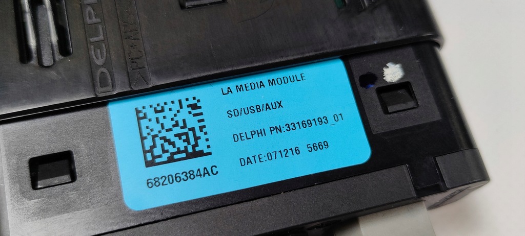 фото №5, Разъём соединитель aux usb sd dodge challenger 2015 -