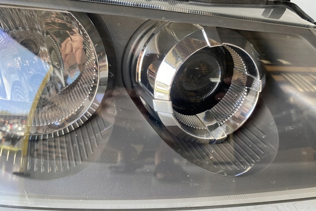 фото №10, Лампа правая передняя nissan almera ii хэтчбек n16 26010bn66a 1.5l