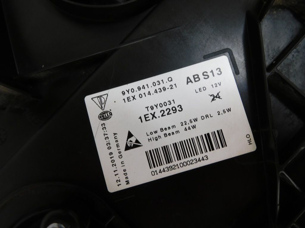 Porsche cayenne 9y0 фара правий ліва full led 9y0941032q 9y0941031q Зі Шроту