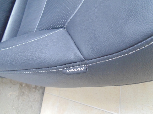 фото №10, Сидіння заднє сидіння шкіра середина kia niro 2018 rok.