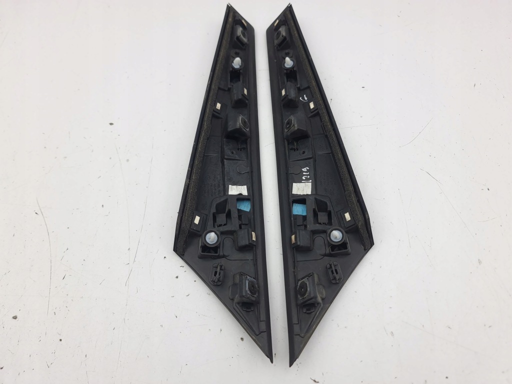 фото №13, Peugeot 2008 ii 2021 молдинг стекло задний 9826305280