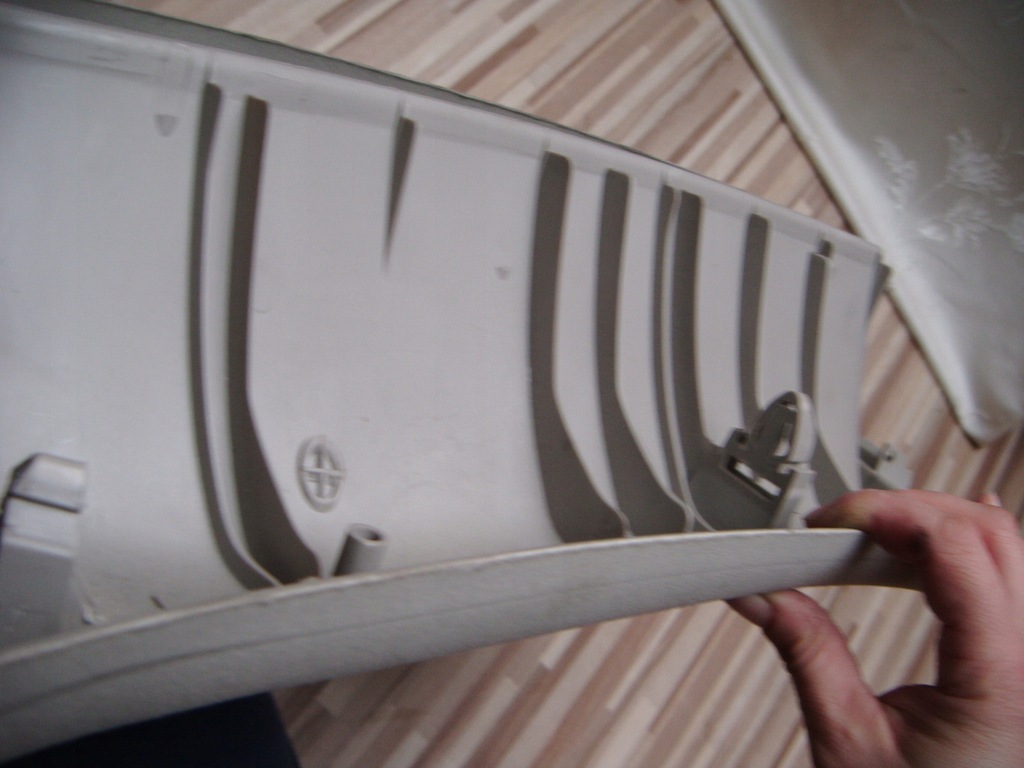 фото №8, Renault scenic ii захист обшивка скло багажника