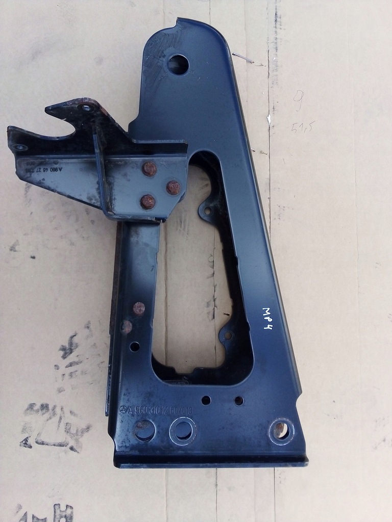 фото №1, Кронштейн кронштейн подвеска кабины левая mercedes actros mp4