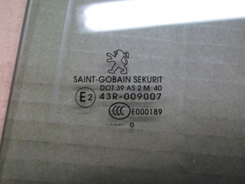 фото №5, Peugeot 3008 скло двері задня 10 r