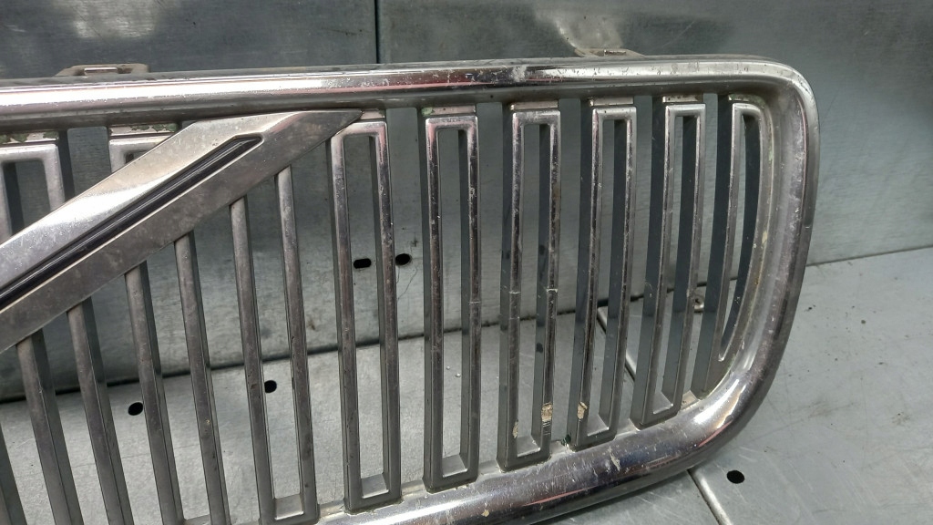 фото №5, Решітка радіатора volvo v70 ii lift 05r