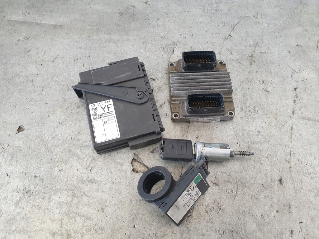 фото №1, Блок керування набір запуск corsa 1,7cdti 09389429