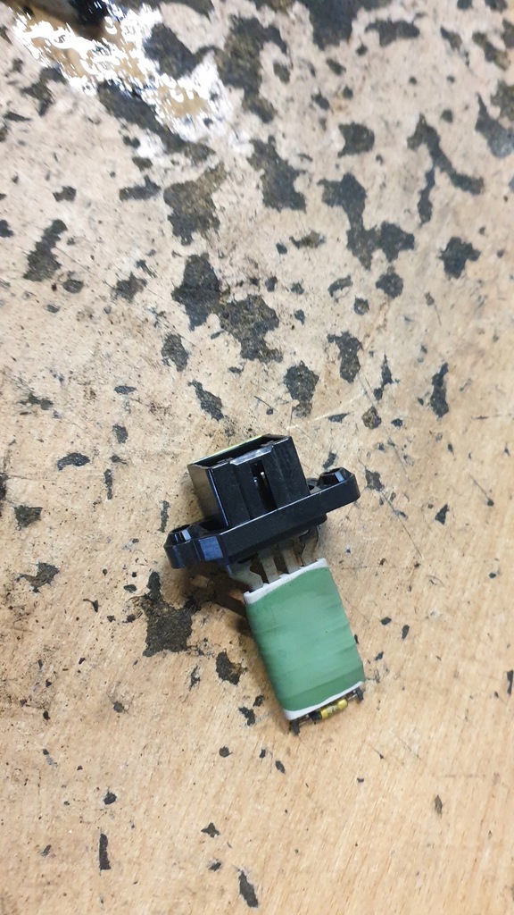 фото №1, Seat mii up citigo резистор резистор вентилятор