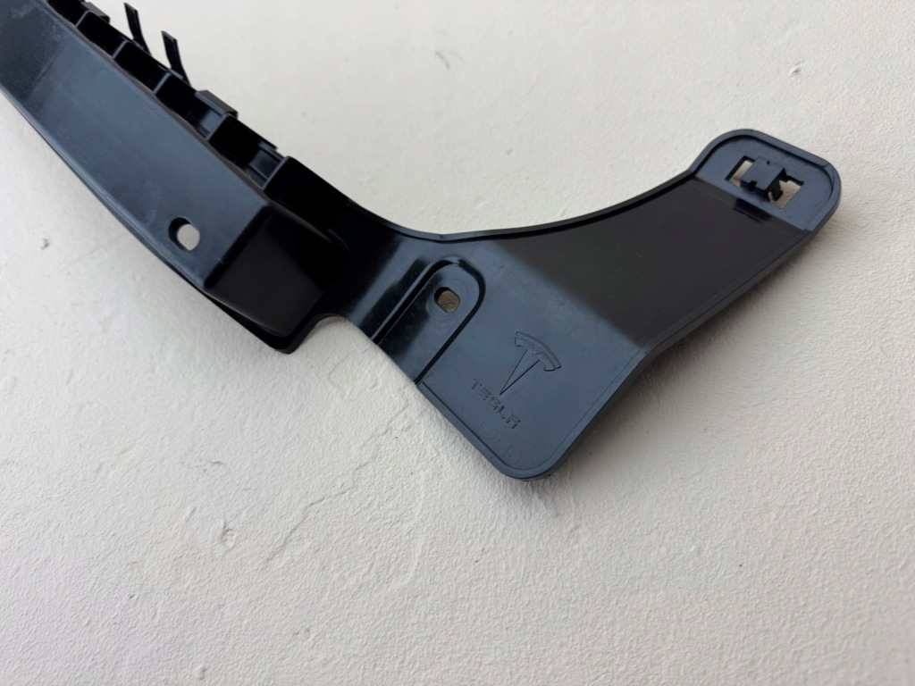 Tesla model iii 3 17r- напрямна кронштейн кронштейн бампера задня 1083994-00 Київ