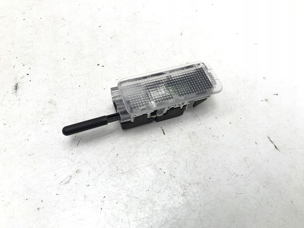 фото №1, Citroen c5x c5 x 2023 2024 лампа led освещение бардачка 1475