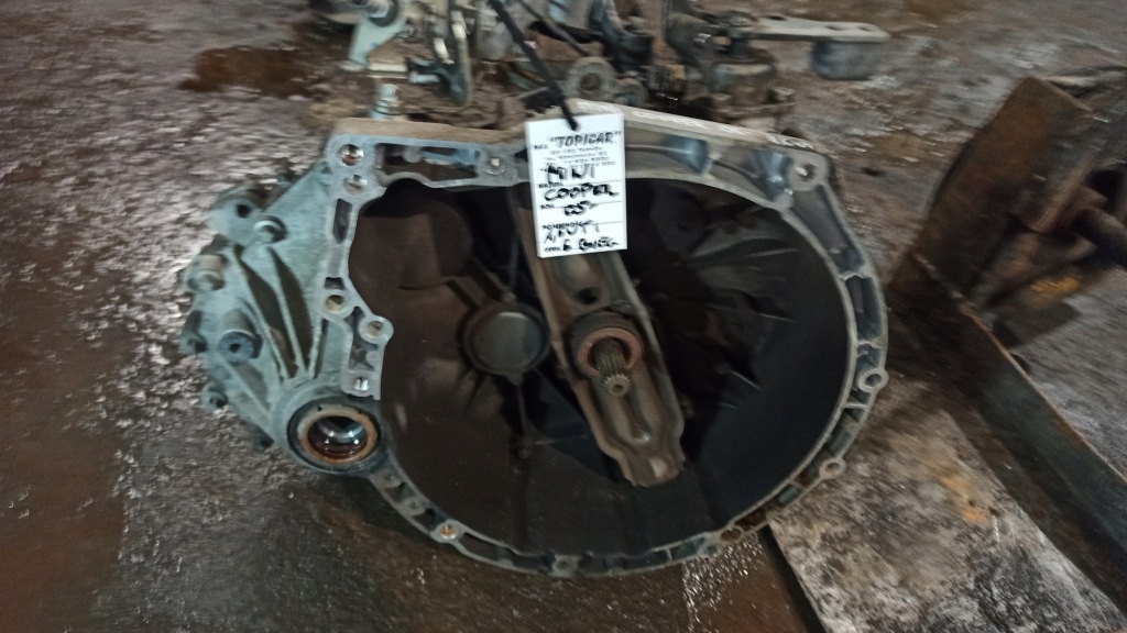 Купити Коробка передач передач 1.6 vti 7568720 mini 2010