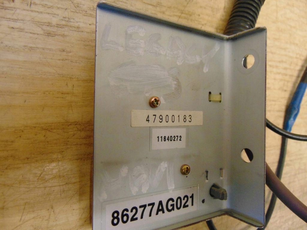 фото №2, Антенна gps subaru legacy iv 86277ag021