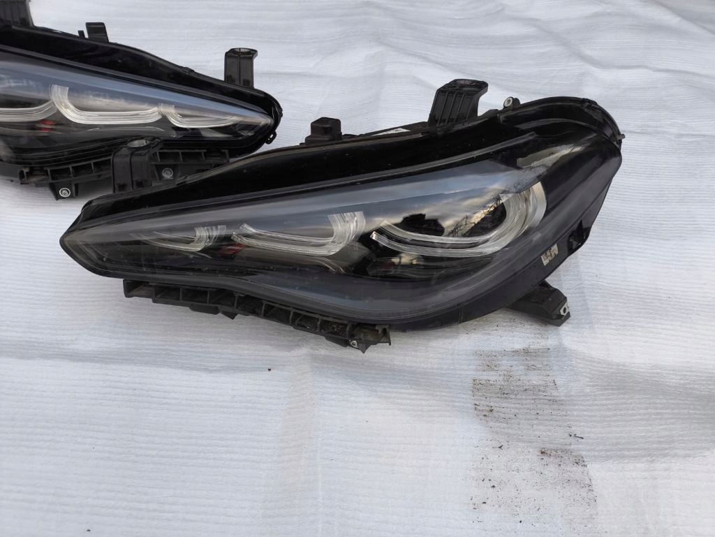 Фара правий ліва full led alfa romeo guliia рестайлінг Зі Шроту