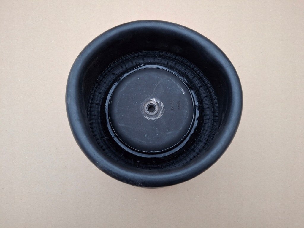 Iveco daily подушка подвеска задний  пневмоподушка новый оригинал 500042666 Оригинал