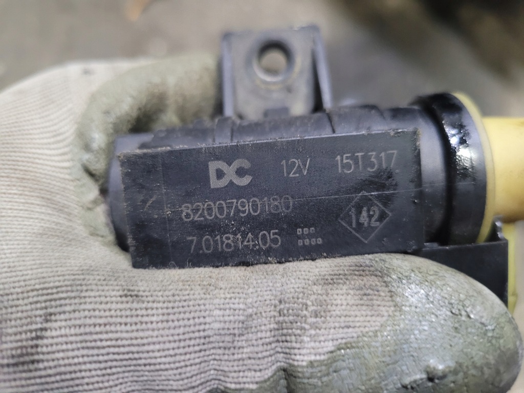 фото №3, Клапан вакуумa 8200790180 renault grand scenic