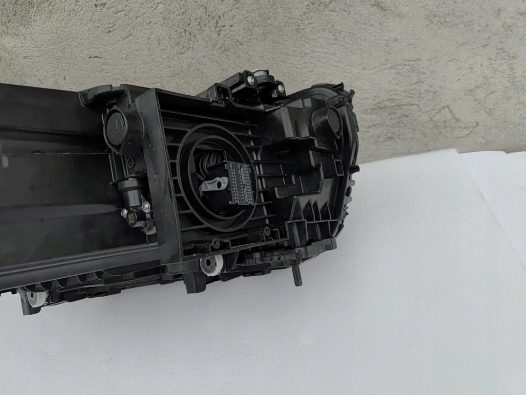 Bmw xm g09 лампа правая перед передняя full led 6926 Доставка