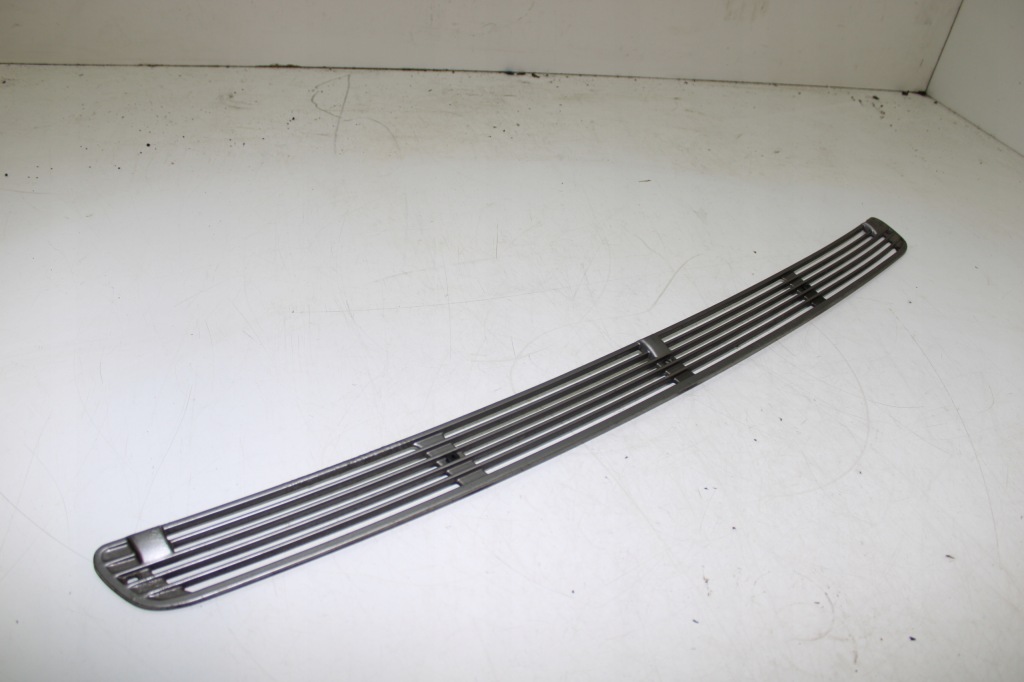 Купить Bmw e38 решётка капота форсунка омывателя накладка на 3 омыватель rarytas