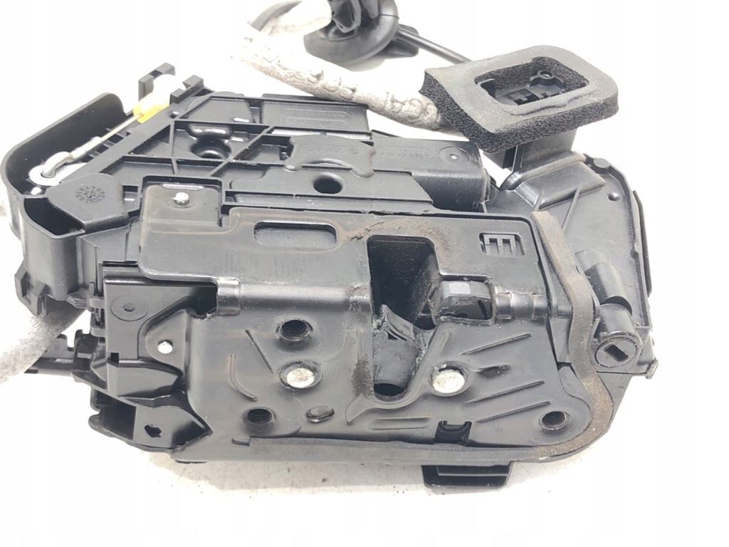 фото №1, Замок дверь правый перед vw polo vi хэтчбек 5tb837016a