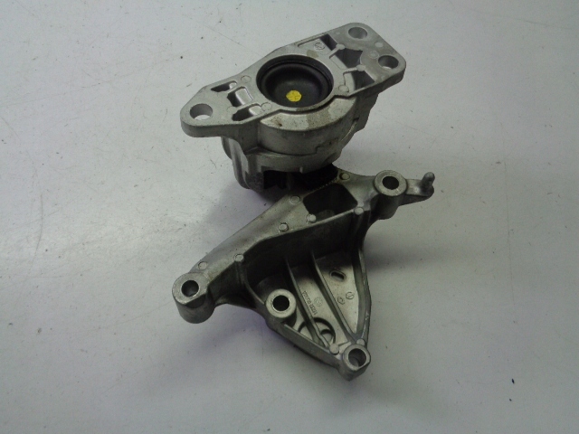 Подушка двигателя renault austral 1.3 mild hybrid 2023 rok Доставка