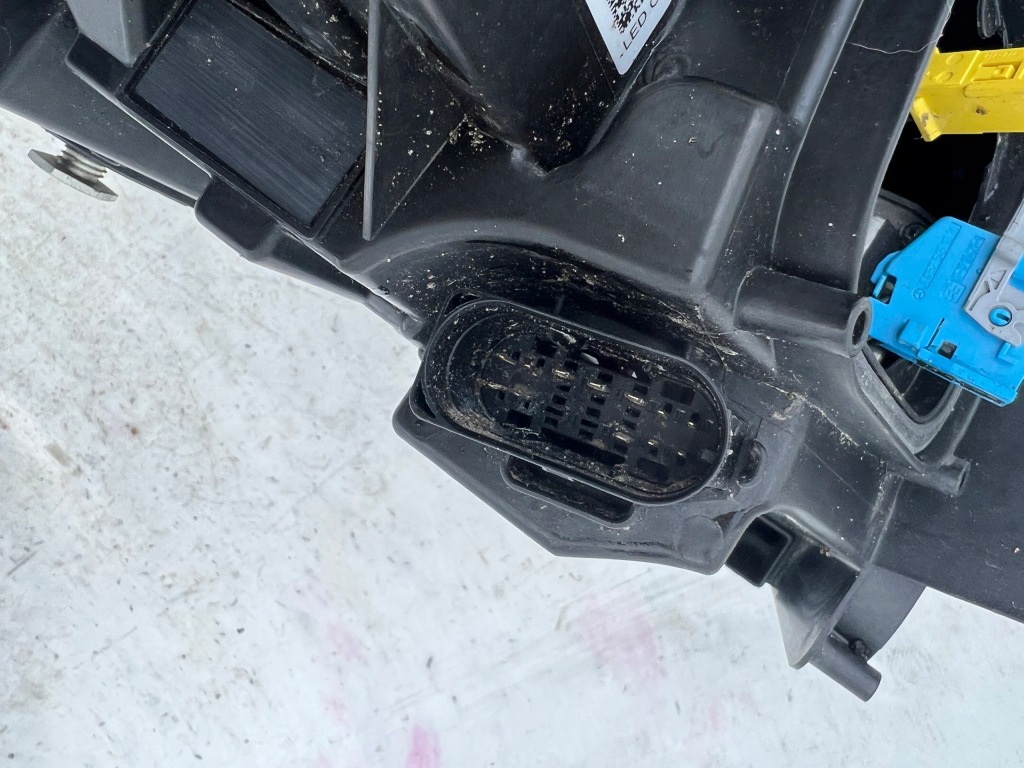 Фара ліва mercedes slc w172 a1729063501 перед Оригінал