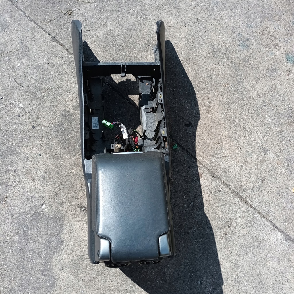 фото №1, Range rover sport підлокітник тунель середній