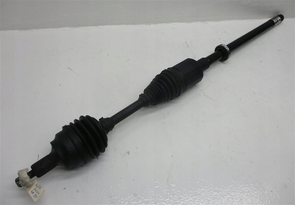 Привідний вал правий перед +середина mercedes w204 4x4 4-matic Недорого