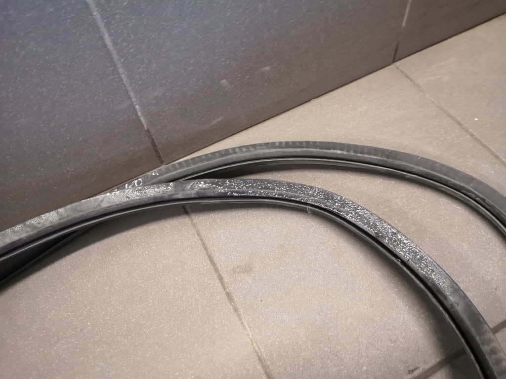 фото №7, Прокладка дверь правый перед audi a4 b6