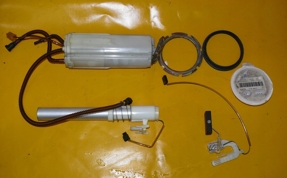 фото №1, Насос помпа топлива правая vw phaeton 3.2 fsi ayt