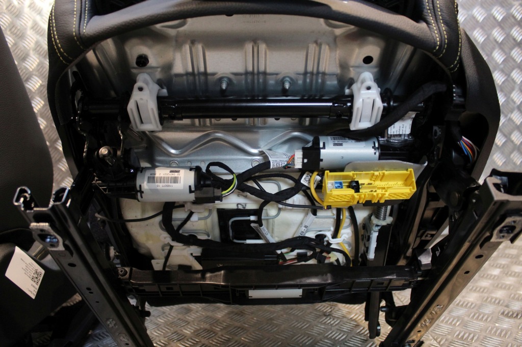 фото №9, Bmw x2 f39 обивка m сиденья подогрев обшивки