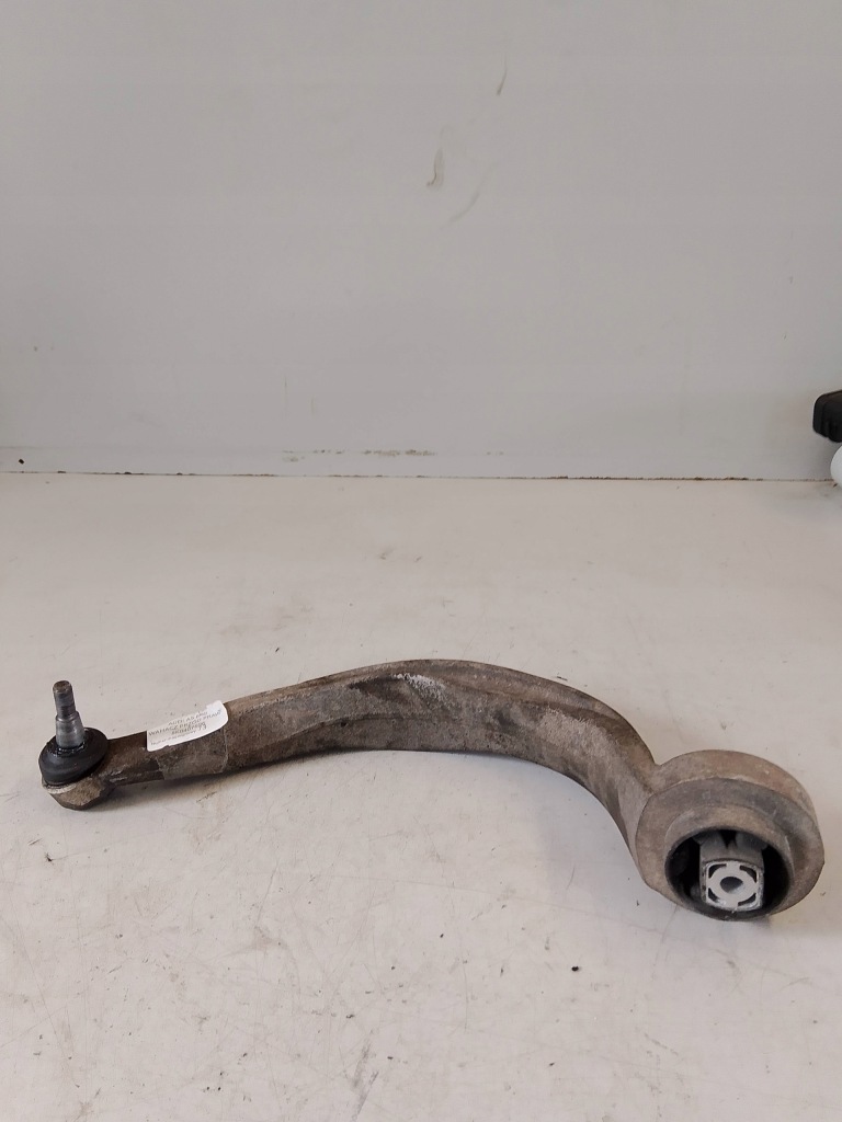 Купити Audi a5 8k0 важіль правий перед 8k0407696