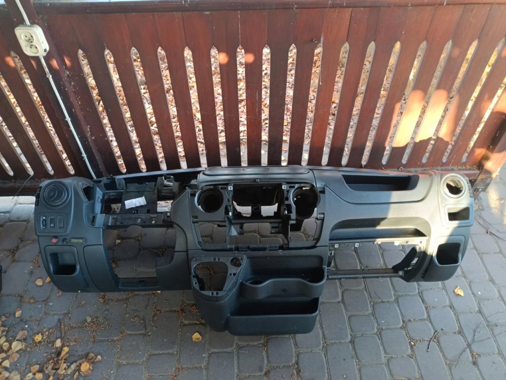фото №1, Renault master iii приборная панель приборная