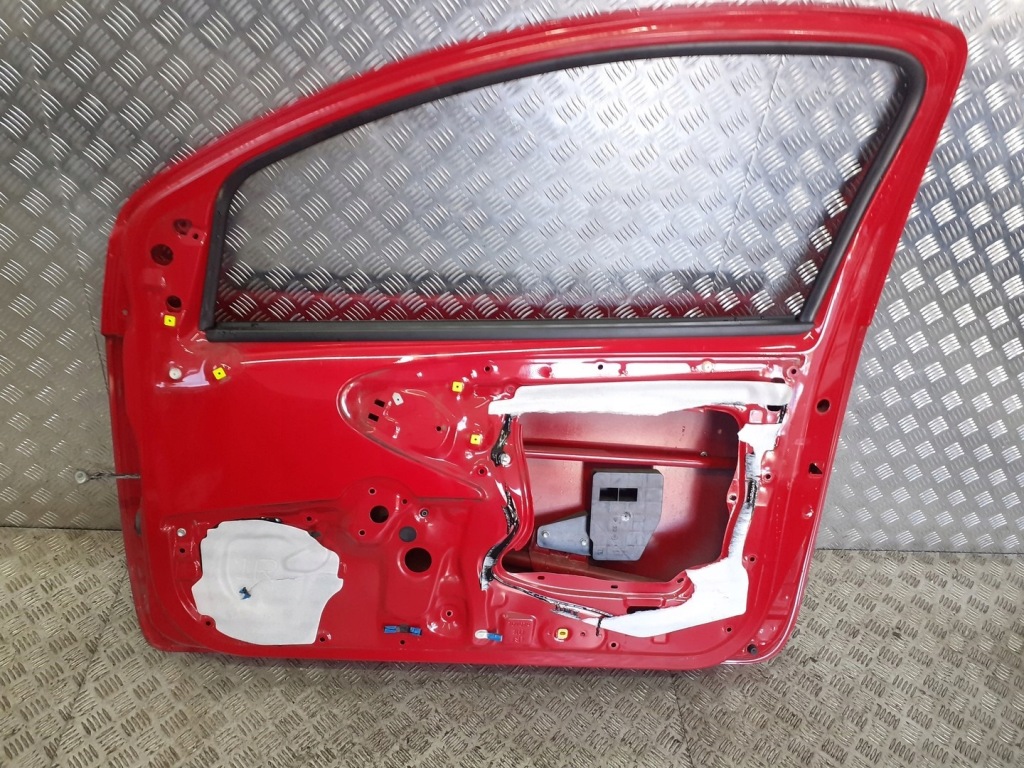 фото №2, Дверь правый перед toyota aygo 3p0
