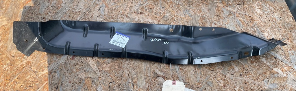 фото №1, Кронштейн крышки лист кронштейн правый правая dodge ram