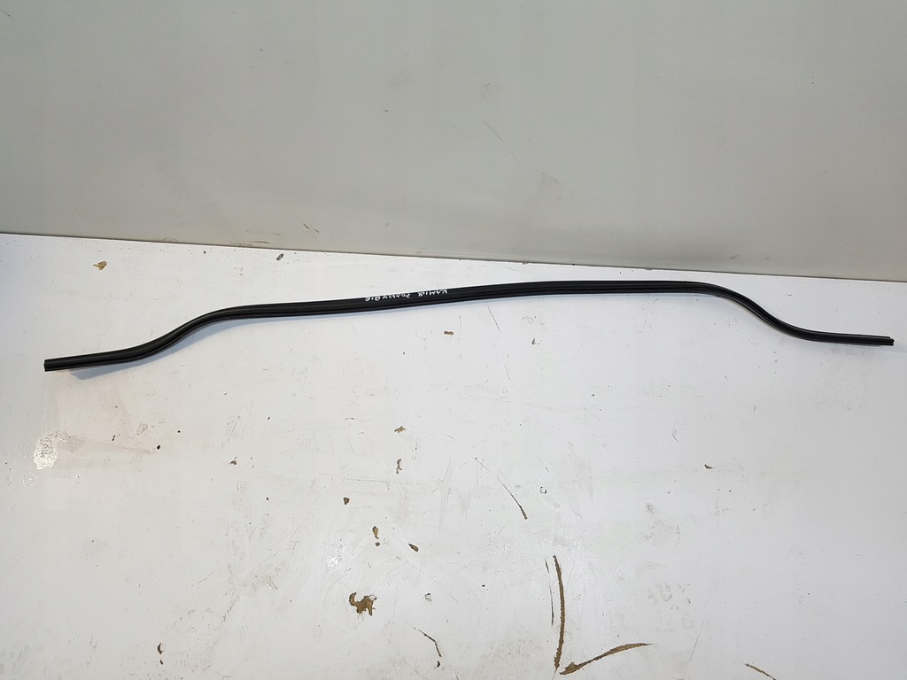 фото №1, Skoda kamiq прокладка жабо