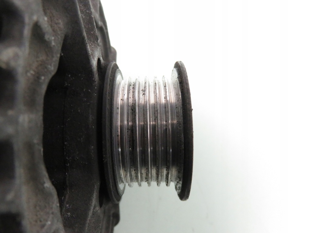 Генератор opel astra 2 g 2.0 di 0124415005 90561168 в Украине