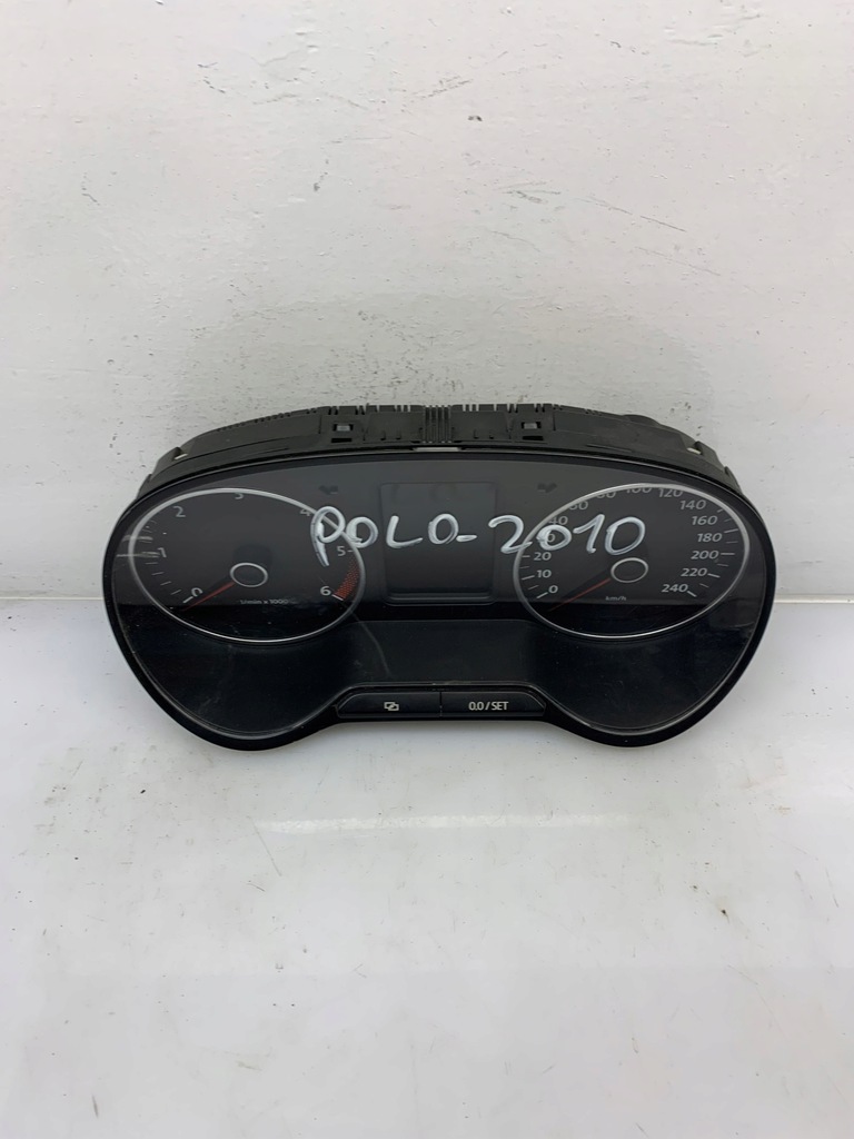 фото №1, Лічильник приладова панель 6r0920861f vag