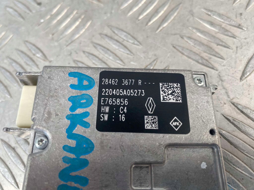 Renault arkana камера радар датчик стекло 284623677r Оригинал