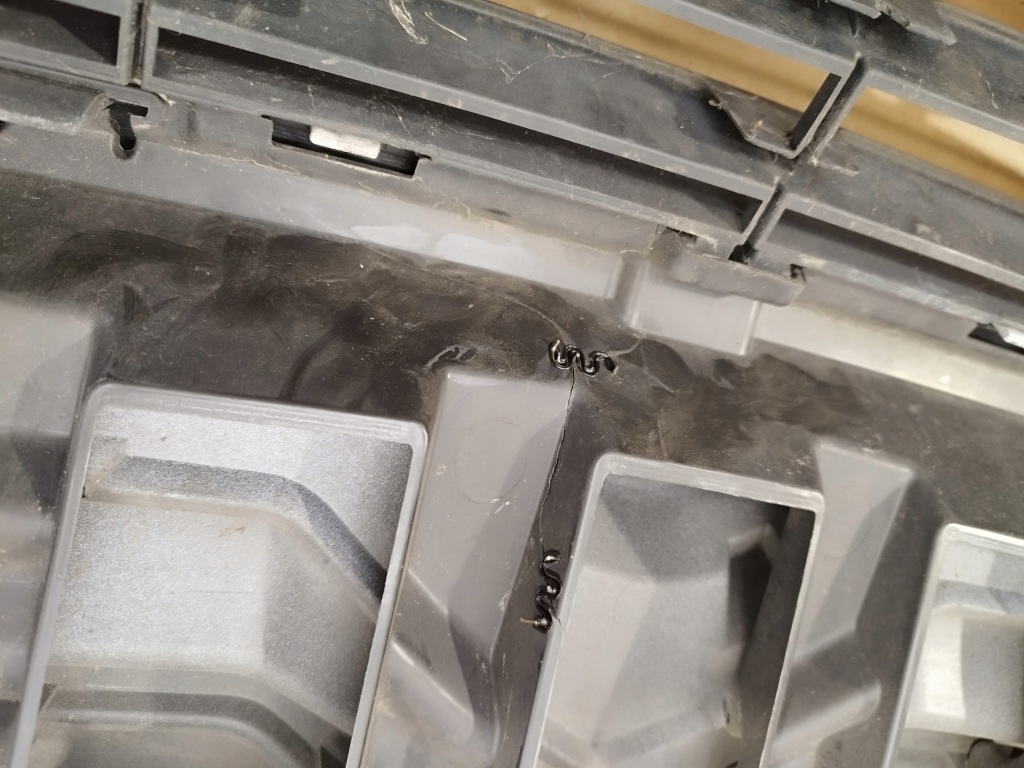 Решётка радиатора решётка  бампера перед citroen berlingo 2 3 рестайлинг  lata 2012-2015 Недорого