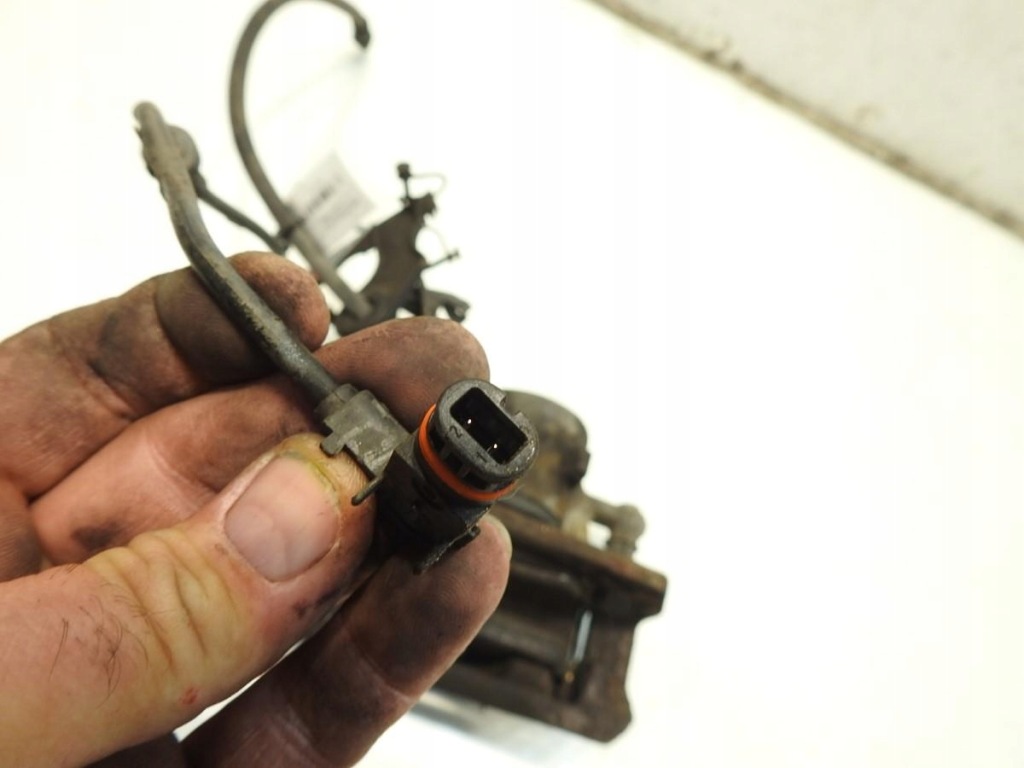 Суппорт тормозной правый перед mercedes w245 b180 1.7 Недорого